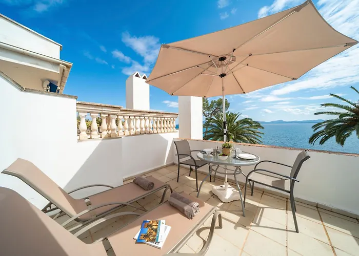 New Vida Sana With Seaviews And Garden By Bebreeze