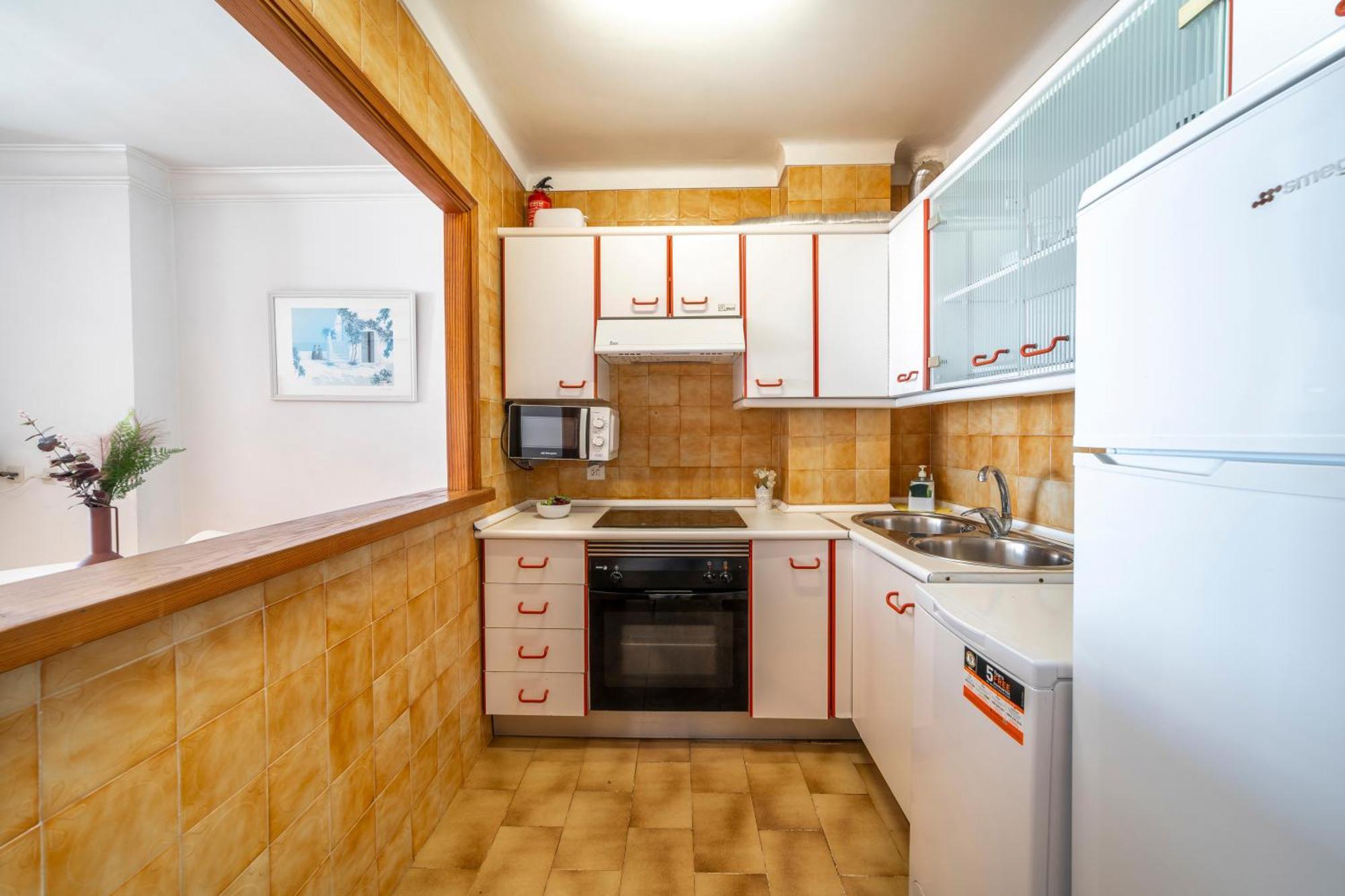 Apartment New Vida Sana With Seaviews And Garden By Bebreeze