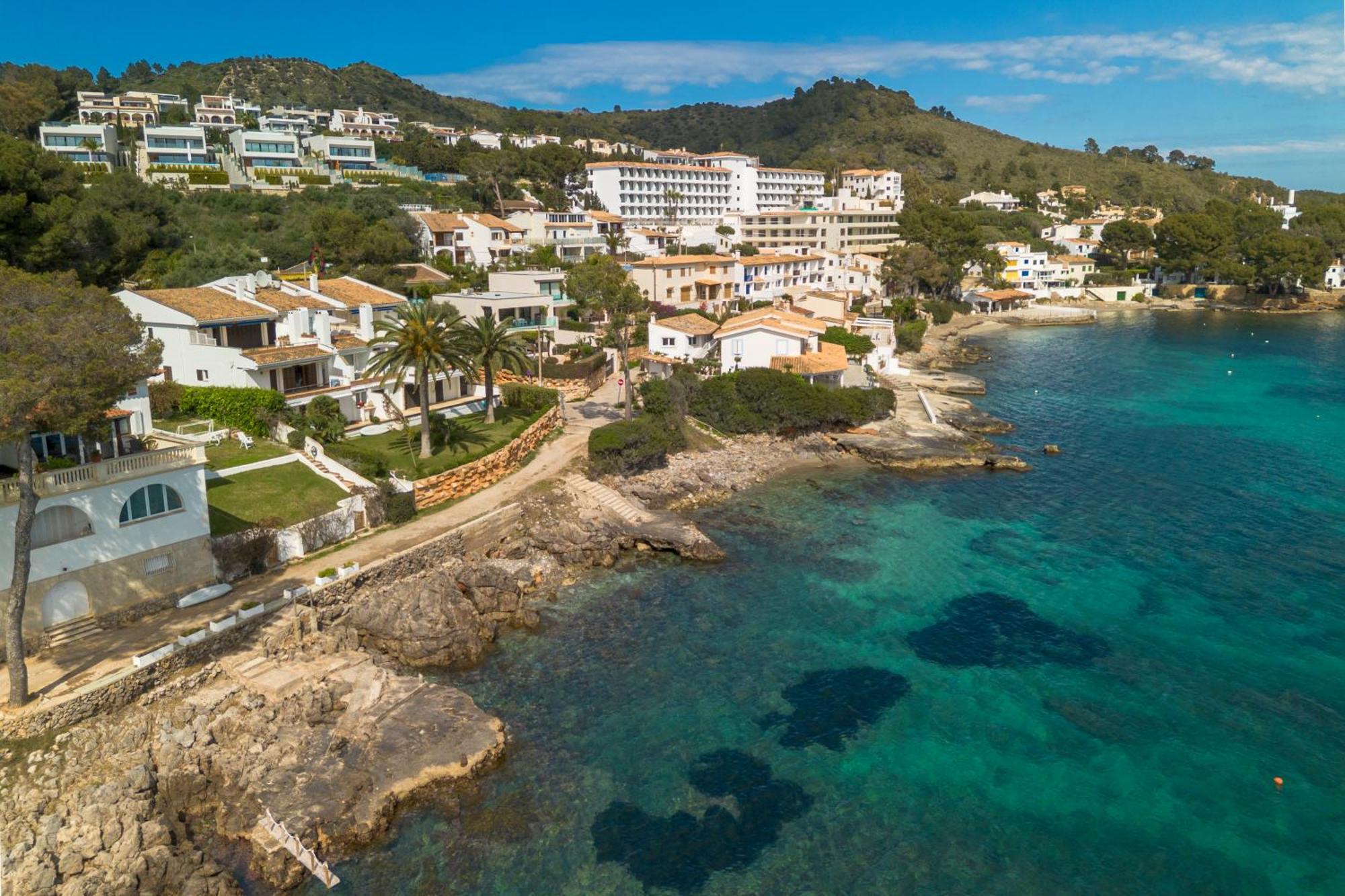 New Vida Sana With Seaviews And Garden By Bebreeze